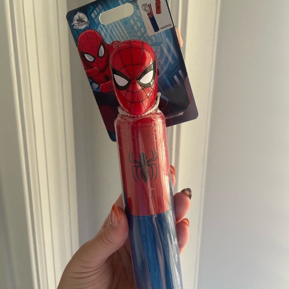 Disney Spider-Man Flatware Set - Red and Blue